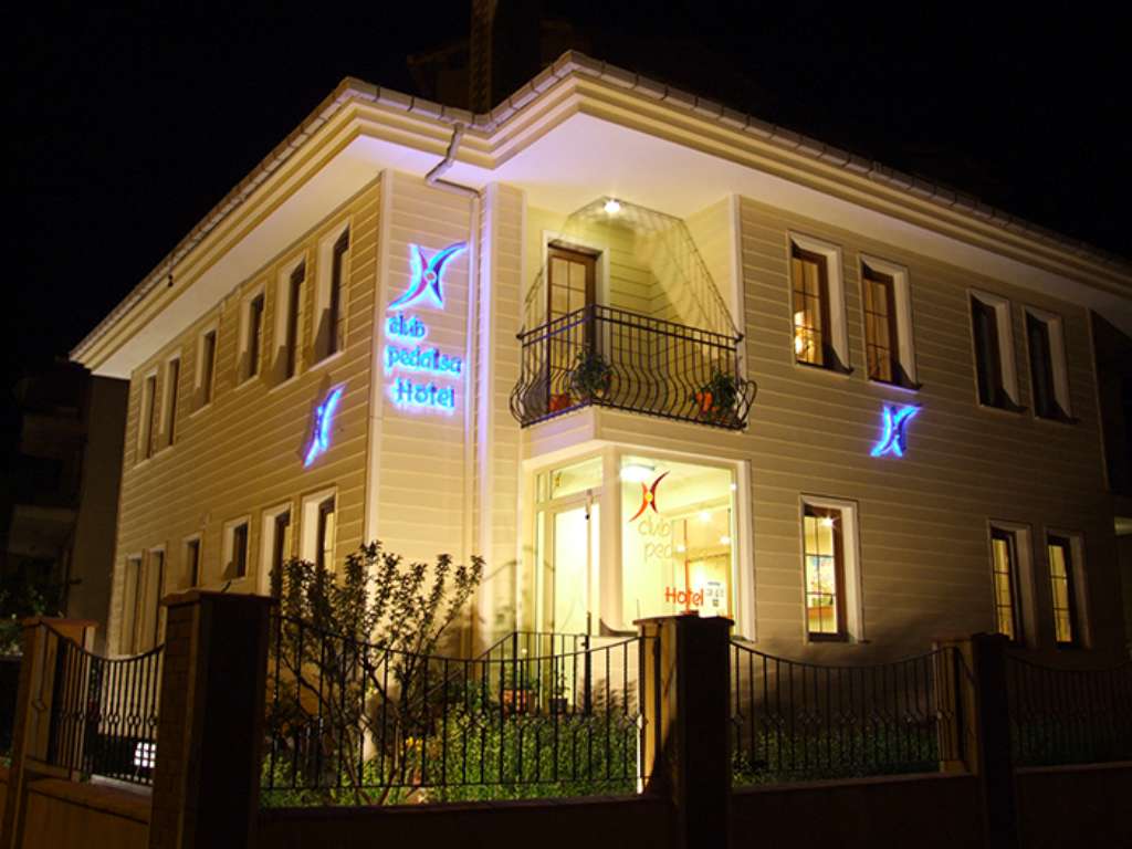 CLUB PEDALISA HOTEL