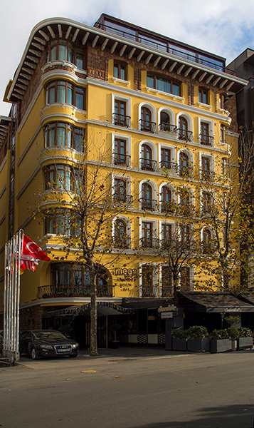 MEGA RESIDENCE HOTEL