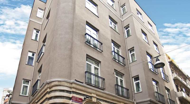 MİSAFİR SUITES 8 HOTEL