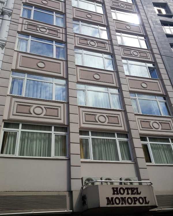 MONOPOL HOTEL
