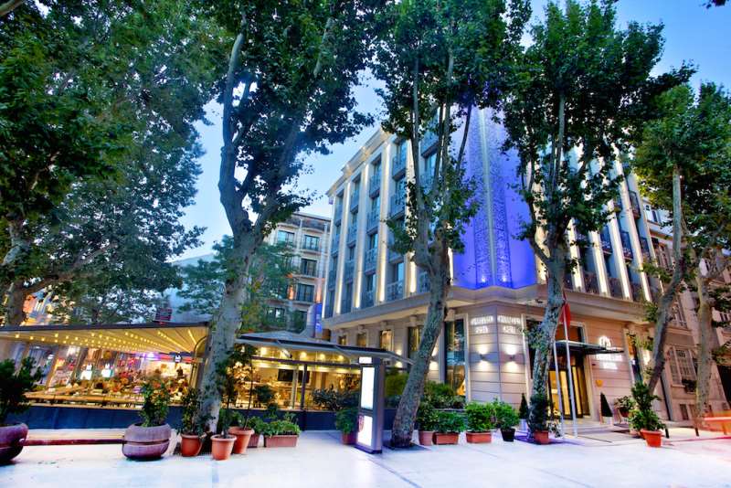 PIERRE LOTI HOTEL