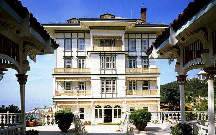 MERIT HALKİ PALACE HOTEL