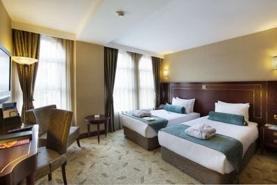 GOLDEN CROWN HOTEL