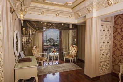 GOLDEN HORN DE LUXE