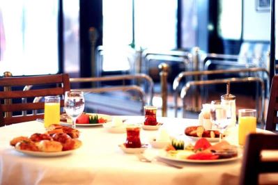 GRAND HOTEL HALIC