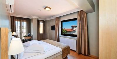 AGORA LIFE HOTEL