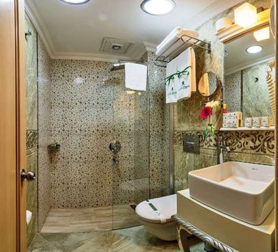 AMİRAL PALACE HOTEL