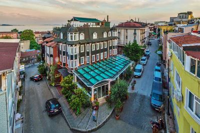 AMİRAL PALACE HOTEL