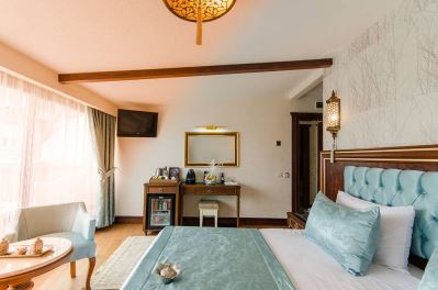 ARDEN CITY HOTEL
