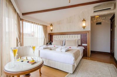ARDEN CITY HOTEL