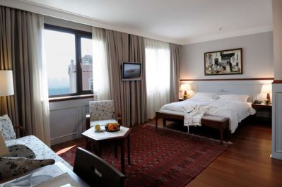 ARMADA HOTEL