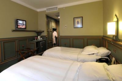 ARMADA HOTEL