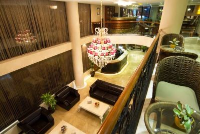 BLACK BIRD HOTEL