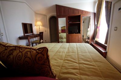 BOSPHORUS PALACE HOTEL
