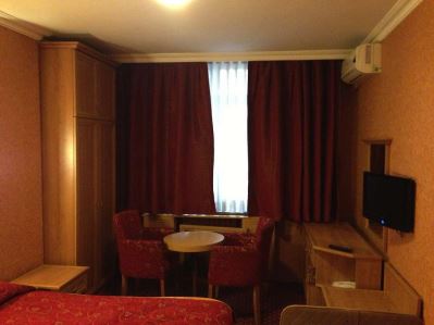 BRISTOL HOTEL