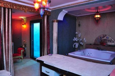 CRYSTAL OTEL