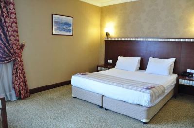 CRYSTAL OTEL