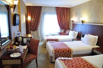 CRYSTAL OTEL