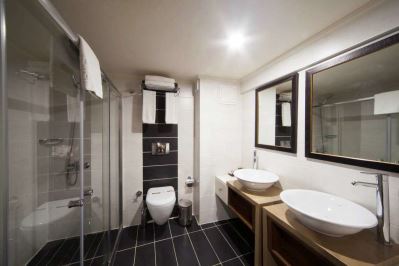 DELTA HOTEL