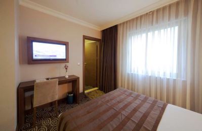 DELTA HOTEL