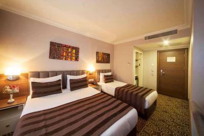 DELTA HOTEL