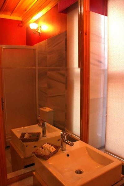 DİVAS HOTEL
