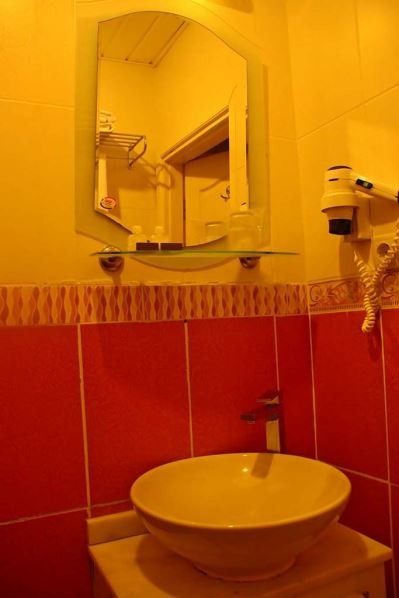 DİVAS HOTEL