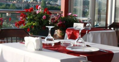 DENİZ HOTEL