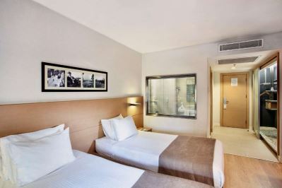 ERESİN TAXIM HOTEL