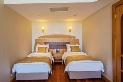GOLDEN PARK HOTEL
