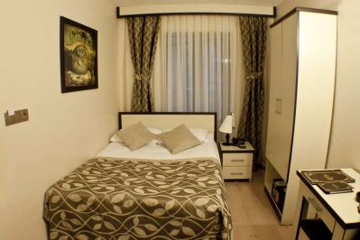GLORINA HOTEL
