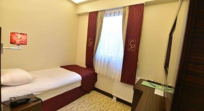 GOLDEN REST HOTEL