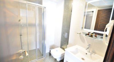 GOLDEN REST HOTEL