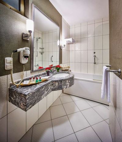GÜNEŞ HOTEL