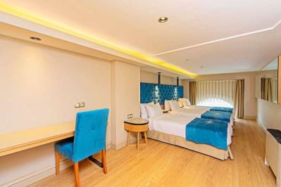 HISTORY BOUTIQUE HOTEL