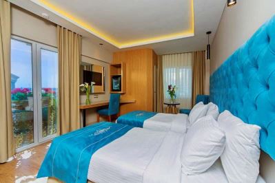 HISTORY BOUTIQUE HOTEL