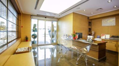 HOUSEZ SUITES & APARTMENTS