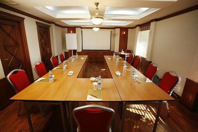 LARES PARK HOTEL