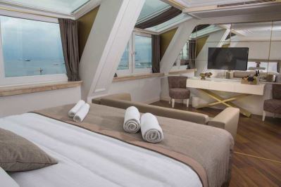 MİNA HOTEL