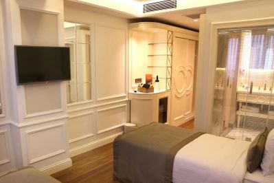 MİNA HOTEL