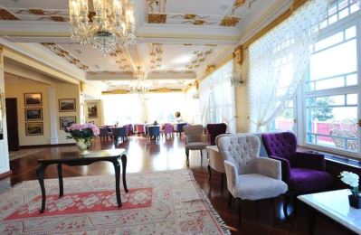 MERIT HALKİ PALACE HOTEL