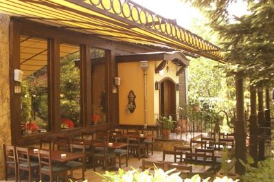 POLKA COUNTRY HOTEL