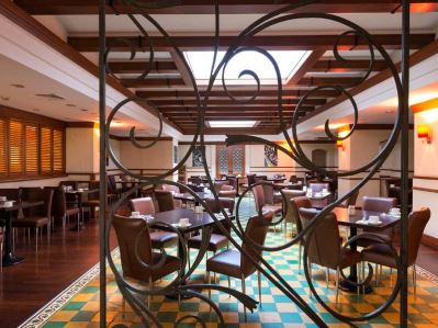RADISSON BLUE CONFERENCE& AIRPORT HOTEL