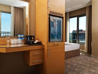 RİVA HOTEL