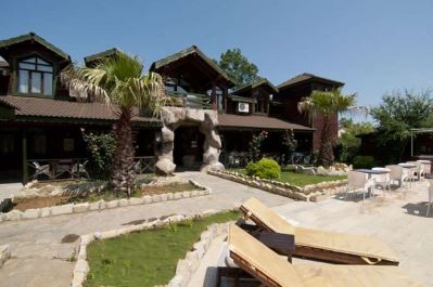 RIVERSIDE CLUB
