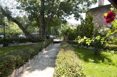 RIVERSIDE CLUB