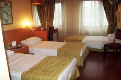 SANTA PERA HOTEL