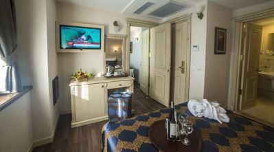 SARNIC HOTEL