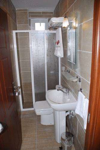 SELİS HOTEL