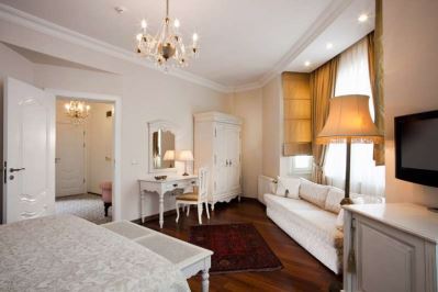 SARI KONAK HOTEL